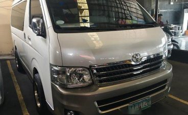 Selling Toyota Hiace 2011 at 57671 km