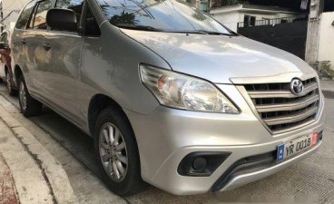 Selling Silver Toyota Innova 2015 Automatic Diesel at 22000 km