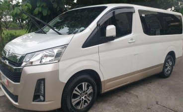 Selling White Toyota Hiace 2019 at 1200 km