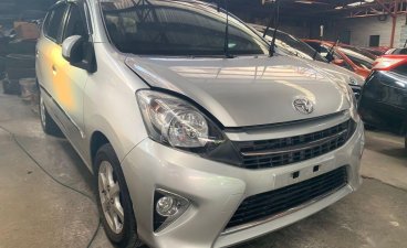 Selling Silver Toyota Wigo 2016 in Quezon City