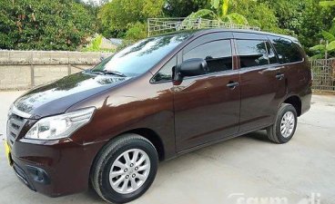 Sell Brown 2015 Toyota Innova at 43000 km