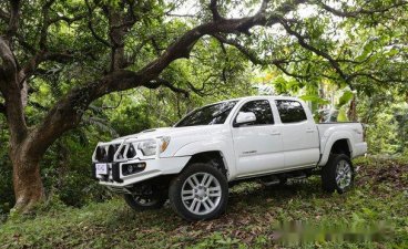 Sell White 2011 Toyota Tacoma in Quezon City