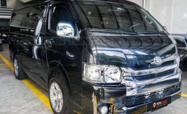 Selling Toyota Hiace 2017 in Manila