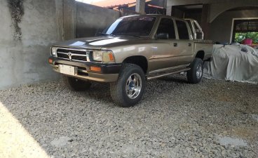 Sell 1997 Toyota Hilux in Siniloan