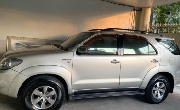 Selling Silver Toyota Fortuner 2008 in Taguig