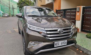 Selling Brown Toyota Rush 2018 in Manila