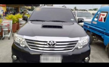 Selling Black Toyota Fortuner 2014 SUV / MPV in San Leonardo