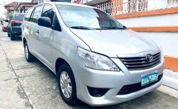 Silver Toyota Innova 2013 for sale in Manual