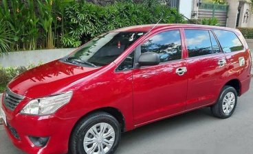 Red Toyota Innova 2015 Manual for sale