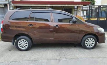 Brown Toyota Innova 2015 Manual for sale