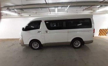White Toyota Hiace 2015 Automatic for sale 