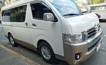 White Toyota Hiace 2015 Van for sale  