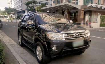 Sell Black 2010 Toyota Fortuner Automatic Gasoline 
