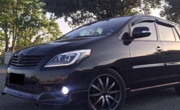 Sell Black 2012 Toyota Innova in Quezon City