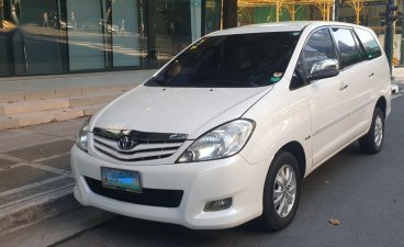 Sell White 2012 Toyota Innova in Pasig