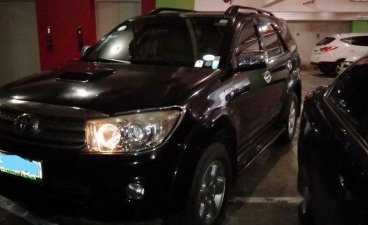 Black Toyota Fortuner 2010 Automatic for sale