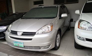 Silver Toyota Sienna 2004 for sale in Quezon City