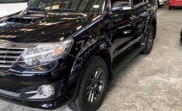 Selling Black Toyota Fortuner 2015 in Mandaluyong