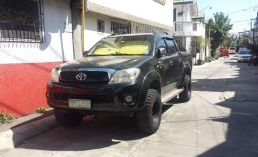 Sell 2009 Toyota Hilux in Manila