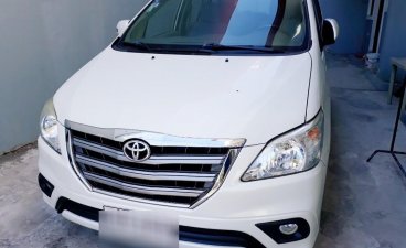 Selling Pearl White Toyota Innova 2014 in Manila