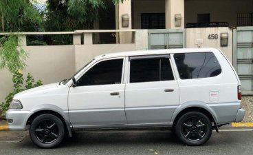 Sell 2003 Toyota Revo in Mandaluyong
