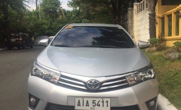 Selling Silver Toyota Corolla altis 2014 in Manila