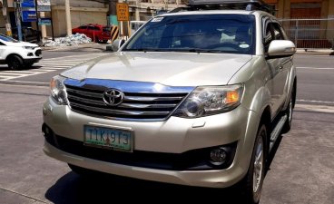 Selling Beige Toyota Fortuner 2012 in Manila