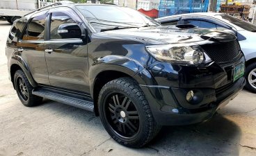 Black Toyota Fortuner 2013 for sale in Manila