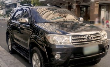 Sell Black 2010 Toyota Fortuner in Manila