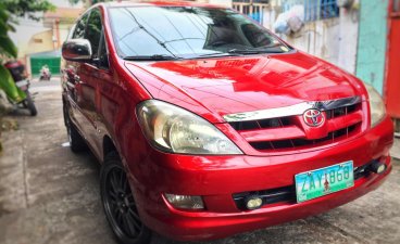 Selling Red Toyota Innova 2005 SUV / MPV in Quezon City