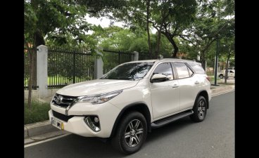 White Toyota Fortuner 2019 SUV / MPV for sale in Manila