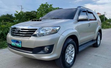 Selling Beige Toyota Fortuner 2014 in Cavite
