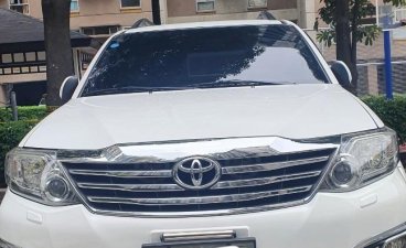 White Toyota Fortuner 2012 for sale in Manila