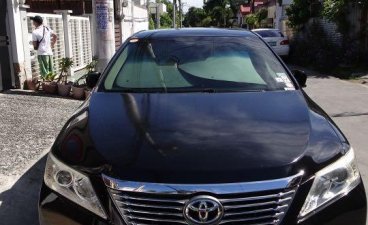 Sell Black Toyota Camry in Makati