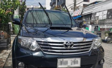 Selling Black Toyota Fortuner 2014 in Manila