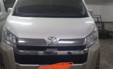 Sell White Toyota Hiace in Manila