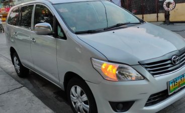 White Toyota Innova for sale in Makati