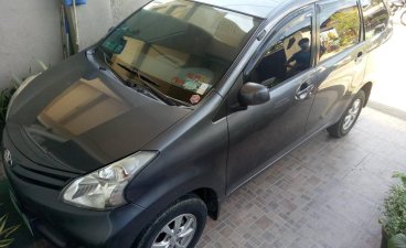 Selling Grey Toyota Avanza 2014 Van in Cainta