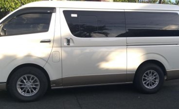 Sell Pearl White Toyota Hiace Super Grandia in Quezon