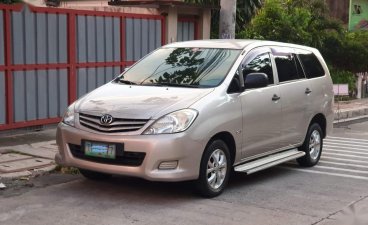 Sell Silver Toyota Innova in Quezon City