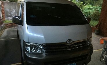 White Toyota Hiace Super Grandia for sale in Quezon 