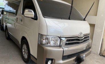 Silver Toyota Hiace Super Grandia for sale in Malabon