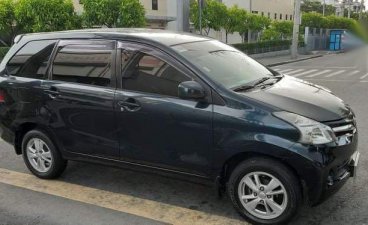 Selling Black Toyota Avanza in Manila