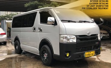 2014 Toyota Hiace in Makati, Metro Manila