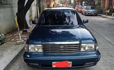 Blue Toyota Crown for sale in Manila