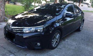 Sell Black 2014 Toyota Corolla altis in San Fernando