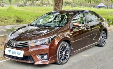 Brown Toyota Corolla altis 2015 for sale in Manila