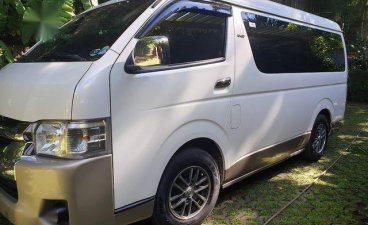White Toyota Grandia 2016 for sale in Mandaluyong City