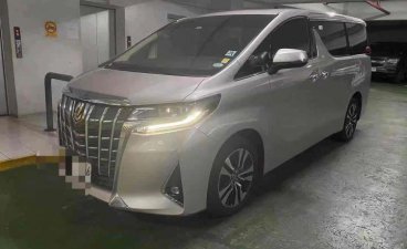 Selling Silver Toyota Alphard 2020 in Manila