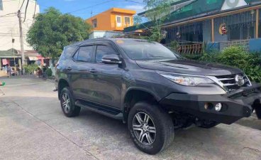 Selling Silver Toyota Fortuner 4X2 2.4L G 2017 in Makati